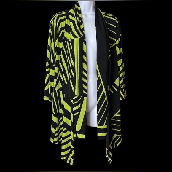 Frank Lyman Design Cardigan - Picture 1 of 10